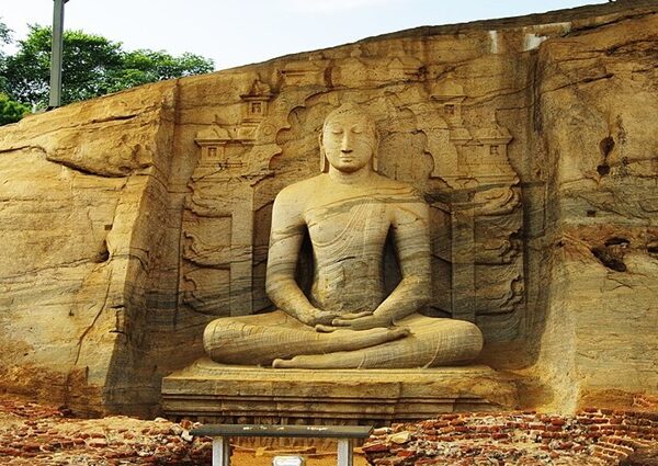 Polonnaruwa Gal Viharaya statues